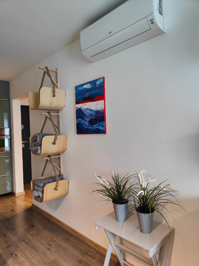 Beachfront Paradise Ezuest Panorama Lakeview Apartment With Panoramic Terrace Siófok Extérieur photo